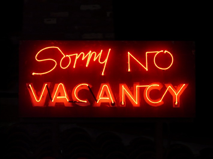 No vacancy sign